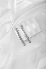 Zircon-inlaid Ginkgo Leaf Fan-shaped Tassel Earrings